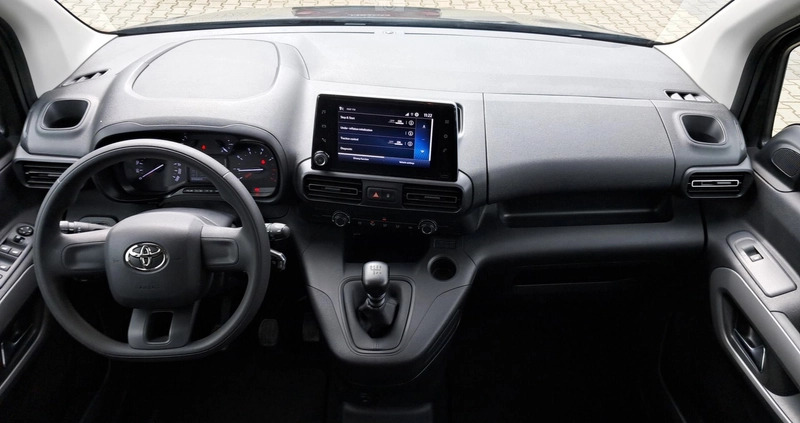 Toyota Proace City Verso cena 114900 przebieg: 30005, rok produkcji 2022 z Tarczyn małe 137
